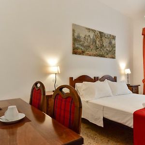 Kamer met een Queen Size Bed